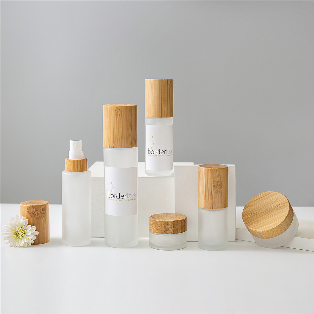 Imballaggi Cosmetici di Luxe Sets Vioti Flacone di Lozione in Jar di Crema di Vetru Frosted Chiaru cù Tappa di Bambù