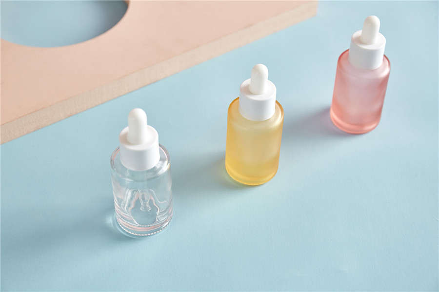  Wholesale Customized Cosmetic Containers Screen Printing Clear Frosted Amber Serum Round Glass Dropper Essential Oil Bottle With Dropper Pipette 