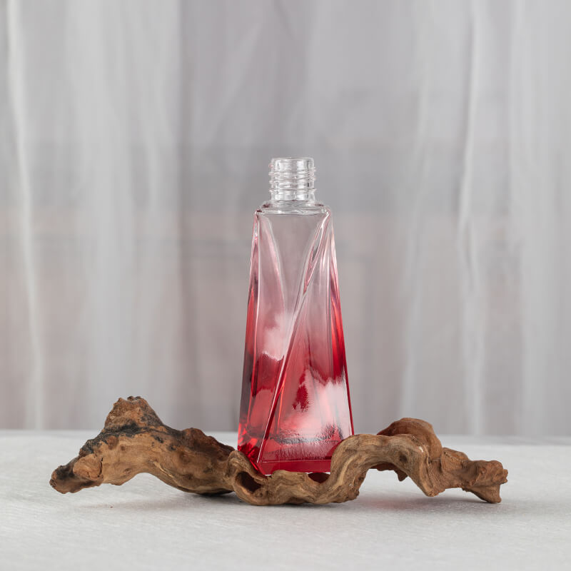 Twisted Gradual Coating Fragrance Bottle - Xuzhou OLU Daily Products Co., Ltd.