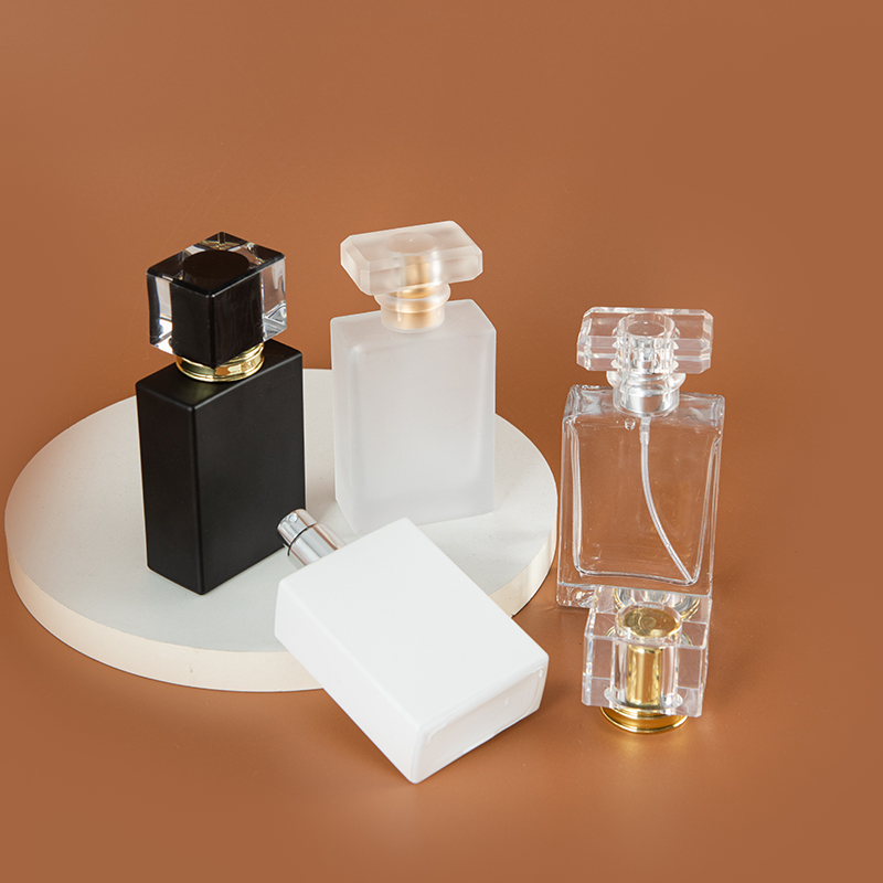30ml 50ml Empty Glass Square Perfume Spray Bottle Wholesale - Xuzhou OLU Daily Products Co., Ltd. Featured Image