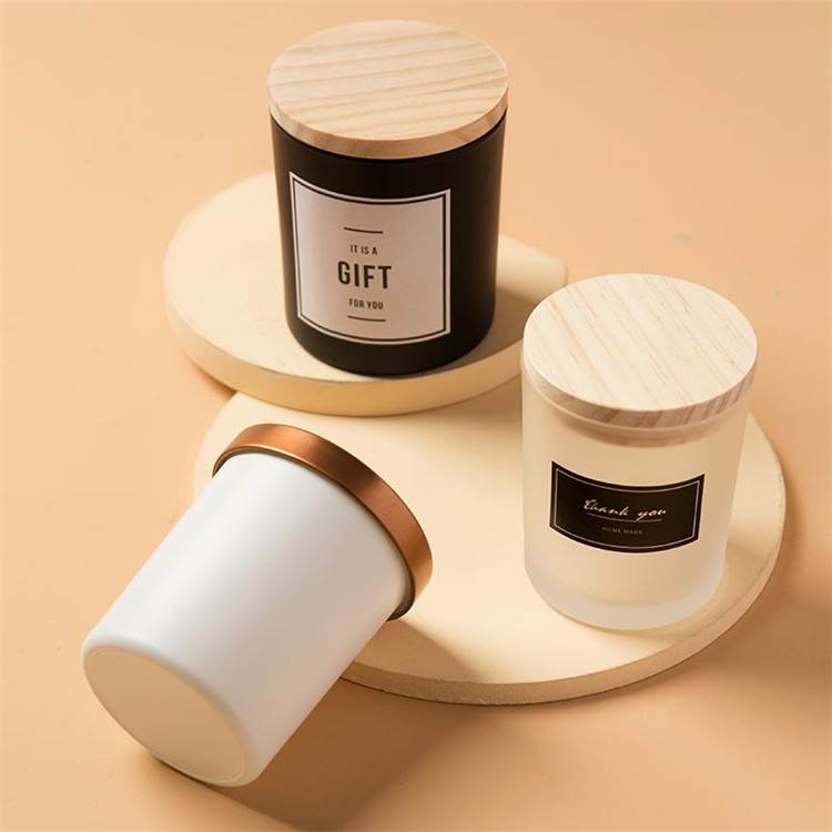 Glass Candle Jars Candle Vessels Wholesale With Wood Lid - Xuzhou OLU Daily Products Co., Ltd.