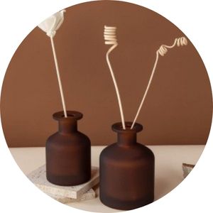 amber reed diffuser bottle