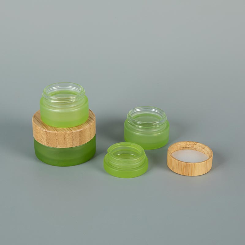 Green 5g Eye Cream Jar 100g Face Mask Glass Container with Bamboo Lid - Xuzhou OLU Daily Products Co., Ltd.