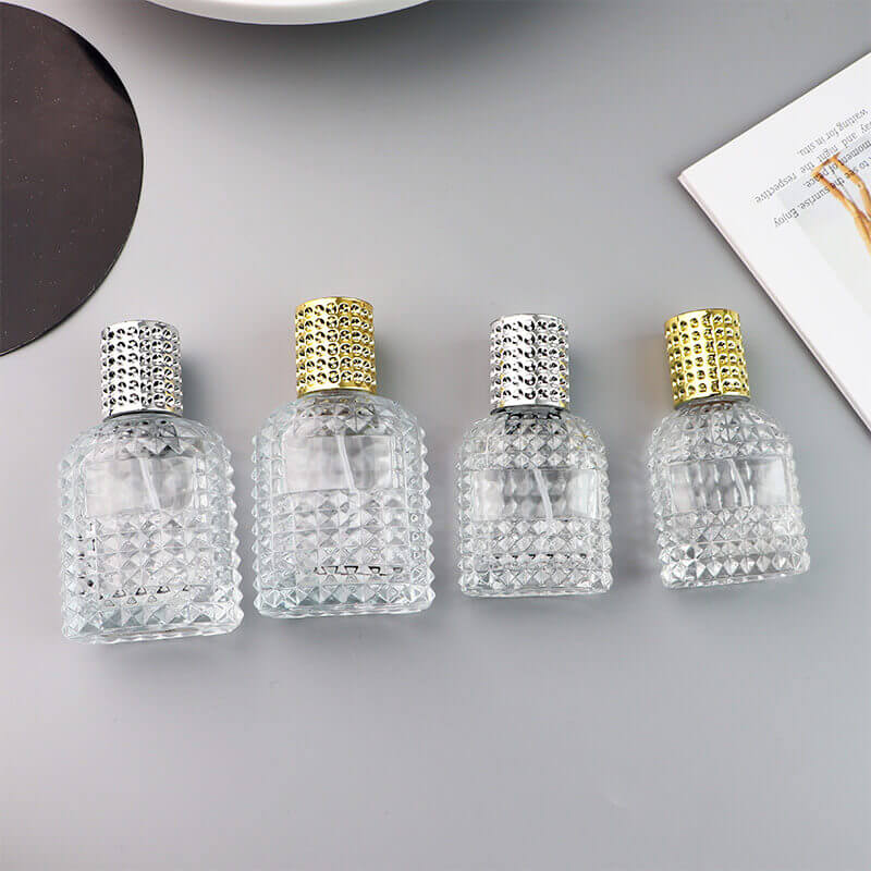 Textured Luxury 30ml 50ml Electroplate Cap Perfume Container - Xuzhou OLU Daily Products Co., Ltd.